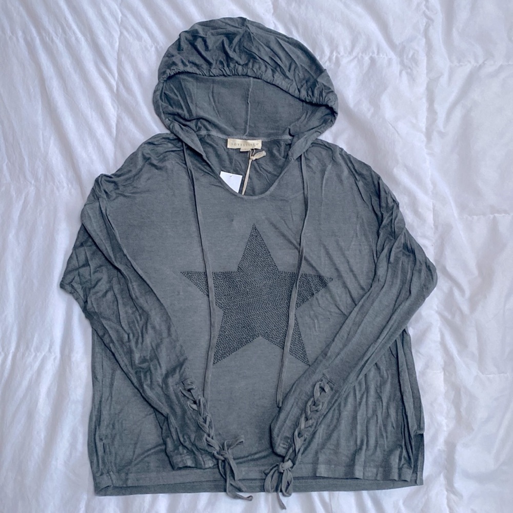 NWT Lovestitch